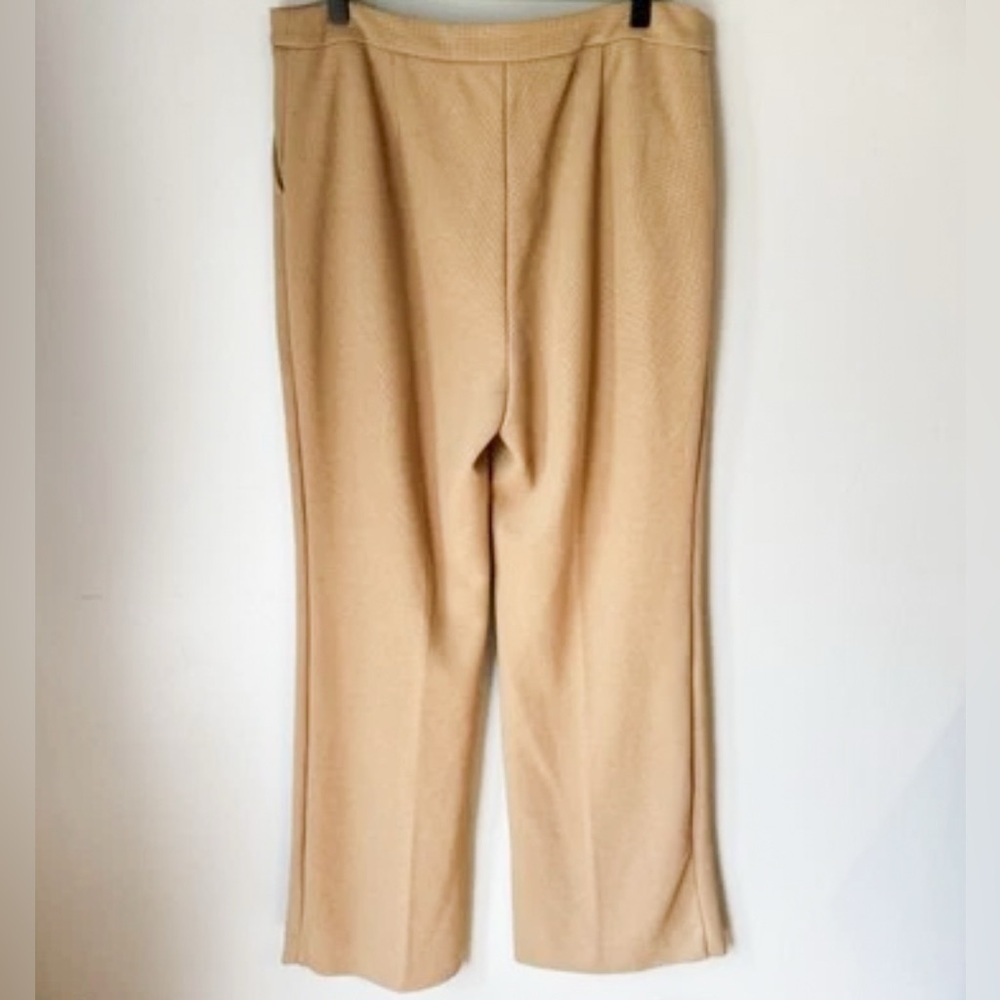 Chicos Black Label Ribbed Straight Leg Womens Knit Trouser -Sycamore Tan Sz 10R - Picture 4 of 6